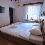 Alojamento de Acomodação e Pequeno-almoço Guri