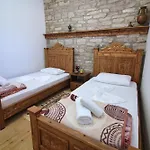 Bed and breakfast Guri Gjirokastër