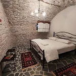 Guri Gjirokastër