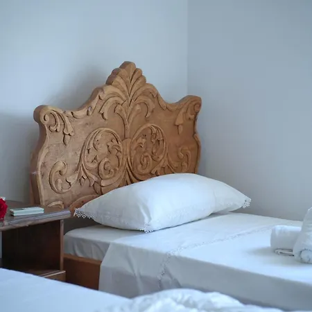 Bed & Breakfast Guri Gjirokaster
