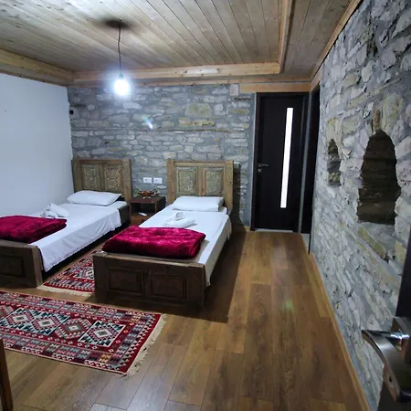 Bed & Breakfast Guri Gjirokaster