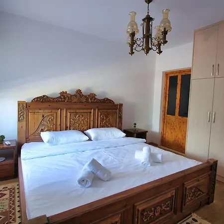 Bed & Breakfast Guri 4*