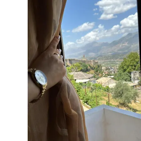 Guri Bed & Breakfast 4*