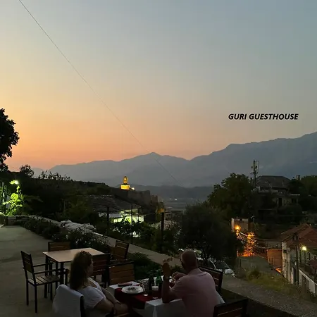 Guri Bed & Breakfast *