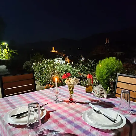 Bed & Breakfast Guri Gjirokastër