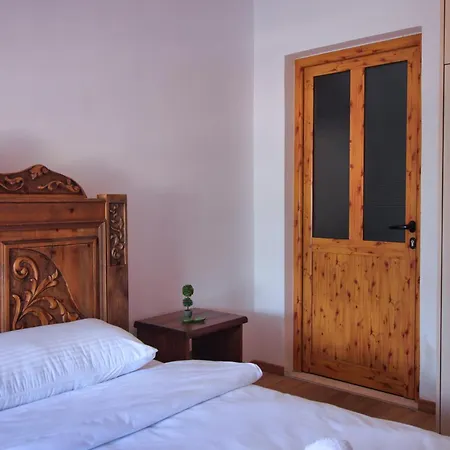Bed & Breakfast Guri 4*