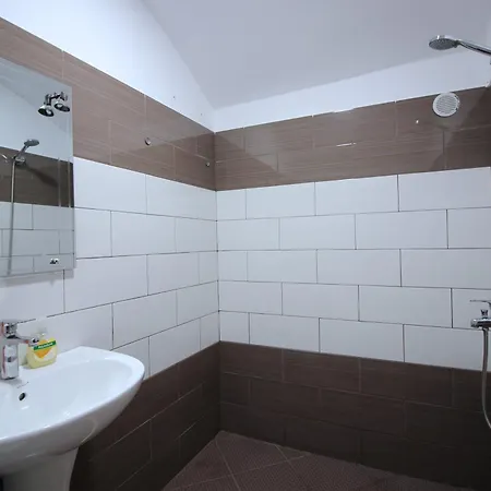 Bed & Breakfast Guri 4*