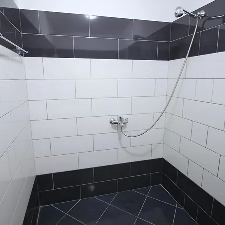 B&B Guri Gjirokastër