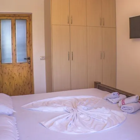Guri Bed & Breakfast *