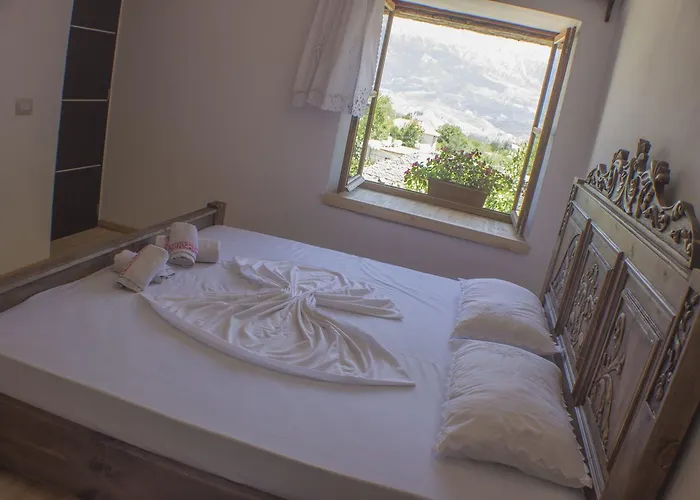 Bed & Breakfast Guri Gjirokaster